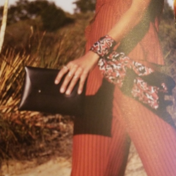 Chic Black Leather Clutch w/dustbag